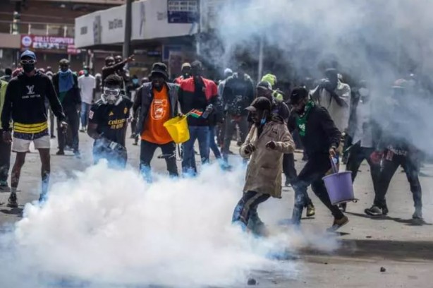 Foto - Kenya'da vergi isyanı! Orduyu devreye soktular