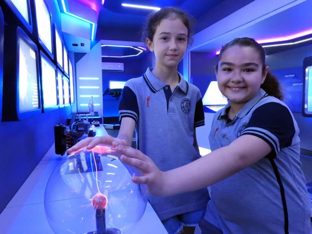 Foto - Kepez’in Mobil Bilim Tırı okullarda