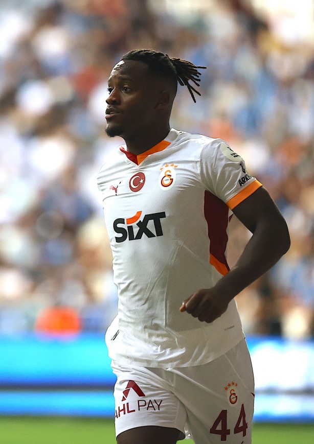 Foto - Kerem Aktürkoğlu sonrası bir ayrılık daha! Ziyech yerine yıldız isim Tete'nin rakibi oldu