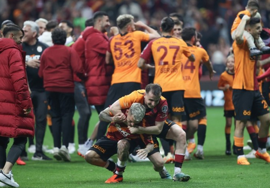 Foto - Kerem Aktürkoğlu'na sürpriz talip! Transfer ve ayrılık...