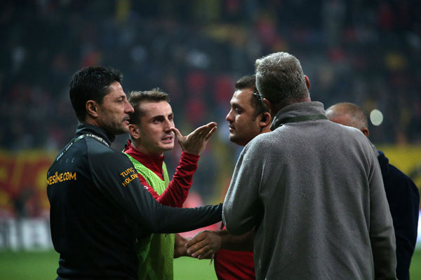 Foto - Kerem Aktürkoğlu'na tepki yağdı