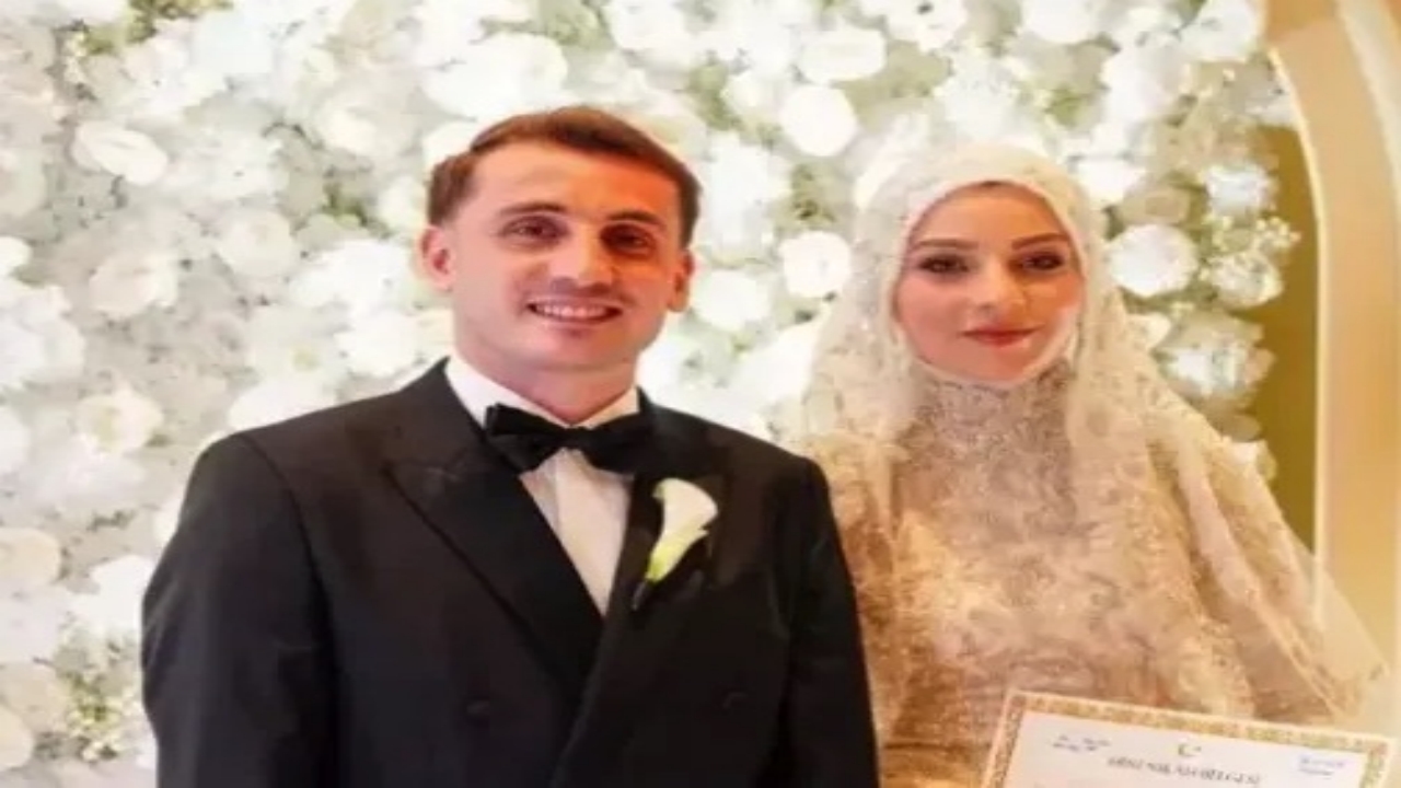 Foto - Kerem Aktürkoğlu’nu çileden çıkaran gelişme! Eşine yapılan o hareketten sonra ateş püskürdü