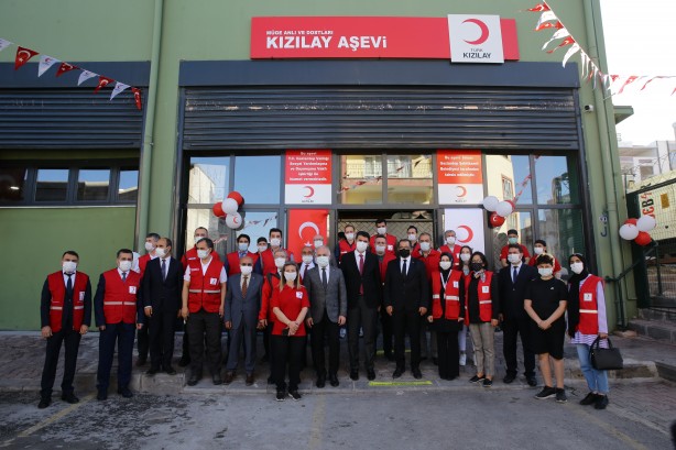 Kerem Kınık, Gaziantep'te aşevi açılışı yaptı