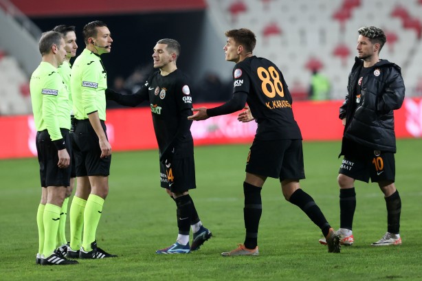 Foto - Kerem’in yaptığı bomba gündemi sarstı! "Yok artık" diyeceksiniz…