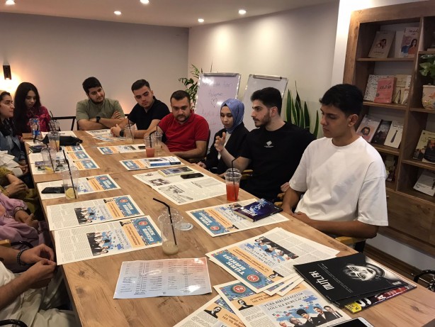 Foto - Kerküklü gençler kentin ilk Türkçe kitap kulübünü kurdu!