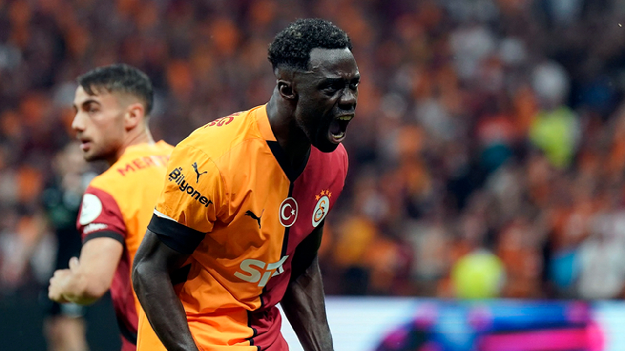 Foto - Keşfettiği oyuncunun peşine düştüler: Şok itiraf geldi: Yıldız için sürpriz çıkışı…