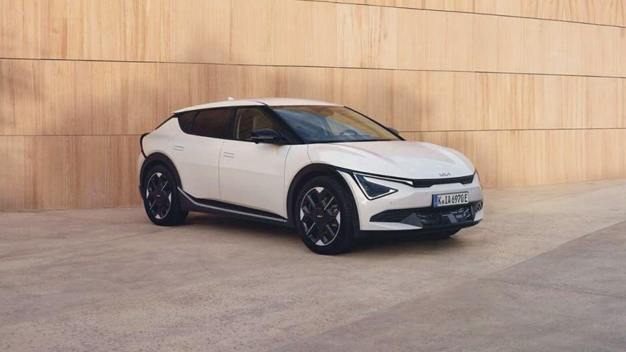 Kia EV6’nın yenilenmiş haliyle elektrikli geleceğe yolculuk! Performans ve şıklık bir arada!