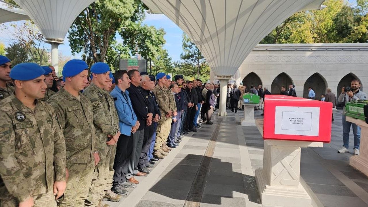 Foto - Kıbrıs gazisine son görev