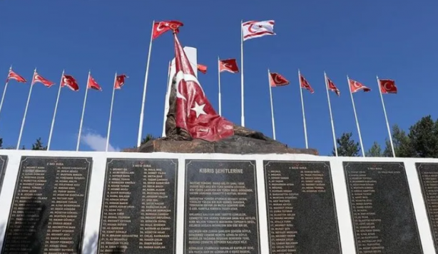 Foto - Kıbrıs’a yeniden barış harekatı! Başkomutan Kıbrıs’a gidiyor… 50. Yılda 50 gemi ile gövde gösterisi