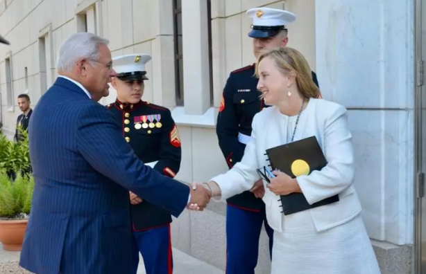 Foto - Kıbrıs'ta çirkin provokasyon: Menendez yeniden sahnede...Türkiye'ye ve Türk askerine dil uzattı