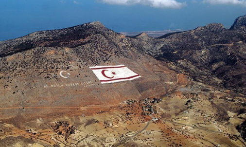 Foto - Kıbrıs’ta gergin anlar! BM askerleri ile Türk askeri karşı karşıya geldi