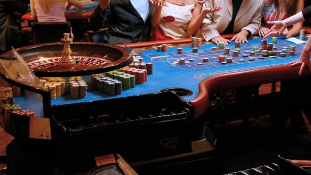 Foto - Kıbrıs'ta servet kaybeden Türk ünlüler ifşa oldu! İşte gizli kumarbaz işadamı, sanatçı ve futbolcular