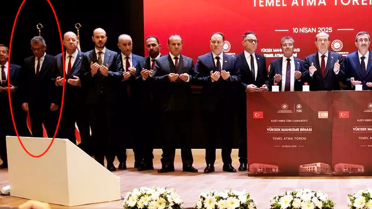 Foto - Kıbrıs’ta skandal olay! Tüm Kıbrıs ayağa kalkmalı: Bu adam kendini ne zannediyor böyle? Kıbrıs’ta CHP hortladı…