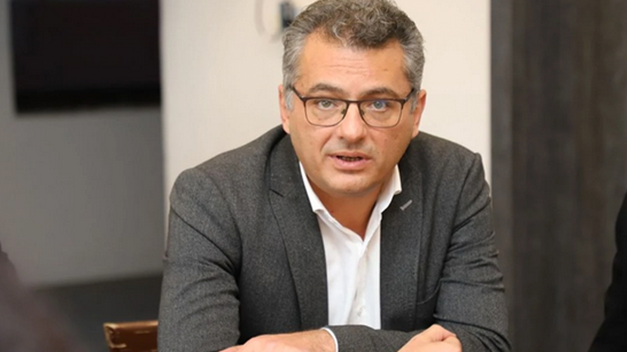 Kıbrıs’ta skandal olay! Tüm Kıbrıs ayağa kalkmalı: Bu adam kendini ne zannediyor böyle? Kıbrıs’ta CHP hortladı…