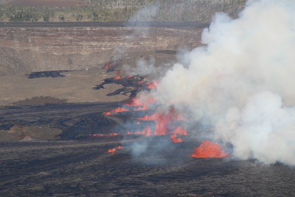 Foto - Kilauea Yanardağı faaliyete geçti