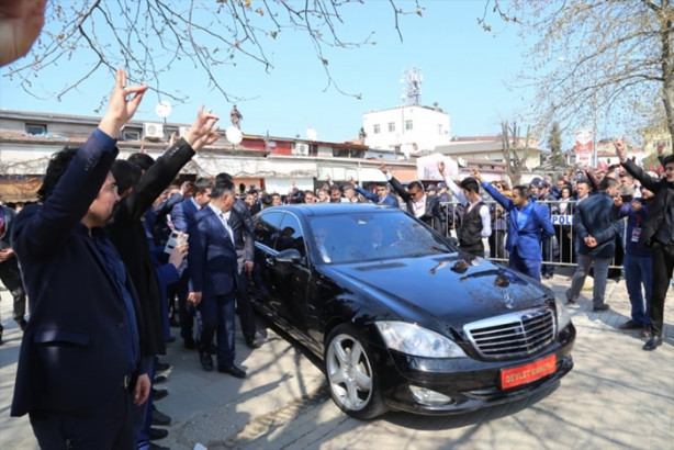 "Kılıçdaroğlu adam değilsin"