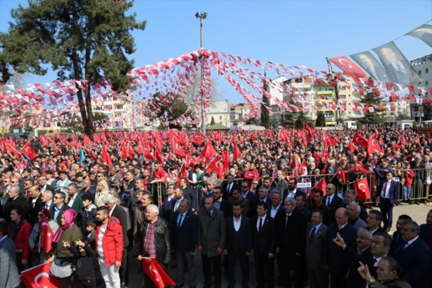 Foto - "Kılıçdaroğlu adam değilsin"