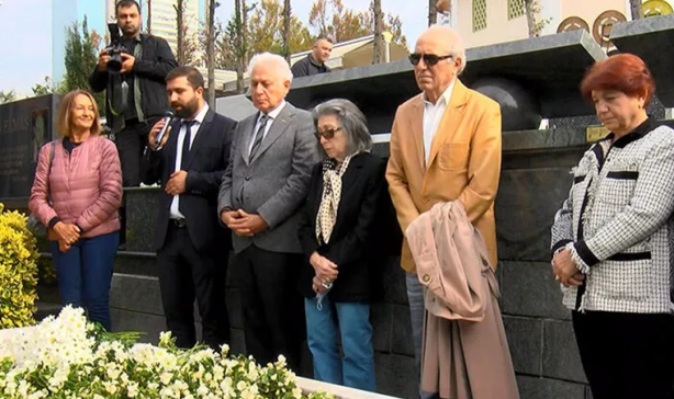 Foto - Kılıçdaroğlu, astıranın oğluna gitmedi, asılan Menderes'in mezarına gitti!