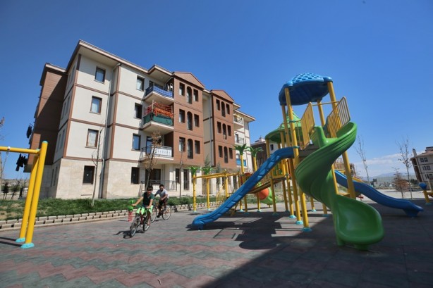 Foto - Kılıçdaroğlu biraz utanır mısın? Elazığ’a yeni bir şehir yapıldı