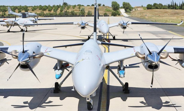 Foto - Kılıçdaroğlu, çok fena duvara TOGG’ladı: Aman siyasi malzeme yapılmasın