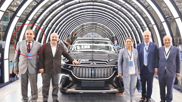 Foto - Kılıçdaroğlu, çok fena duvara TOGG’ladı: Aman siyasi malzeme yapılmasın