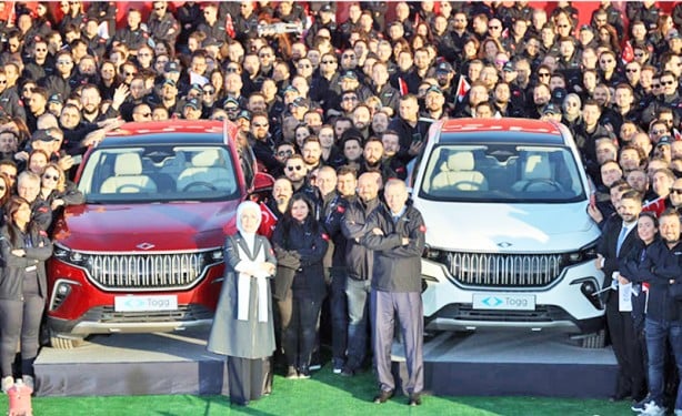 Foto - Kılıçdaroğlu, çok fena duvara TOGG’ladı: Aman siyasi malzeme yapılmasın