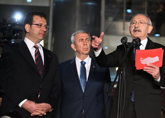 Kılıçdaroğlu’na diş geçiremeyen İmamoğlu’ndan geri vites: Rotayı yeniden oraya çevirdi