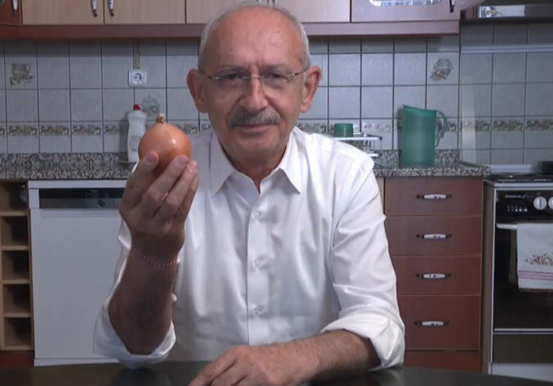 Foto - Kılıçdaroğlu'nun kampanyası için 49 milyon TL alan Akan Abdula Türkiye'yi terk etti