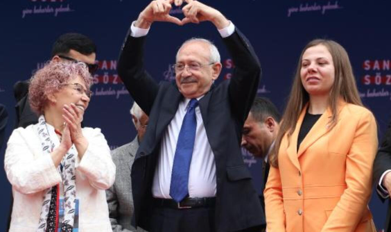 Foto - Kılıçdaroğlu'nun kampanyası için 49 milyon TL alan Akan Abdula Türkiye'yi terk etti