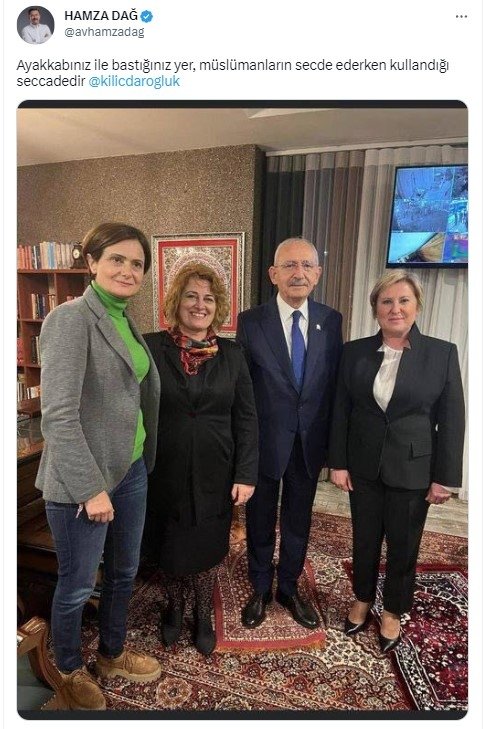 Foto - Kılıçdaroğlu’nun seccadeye ayakkabı ile basmasına siyasilerden peş peşe tepkiler