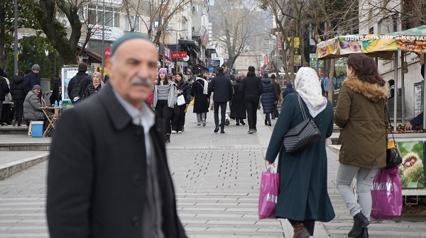 Foto - Kılıktan kılığa girip suçlulara göz açtırmıyorlar