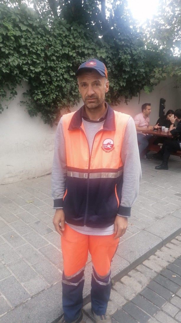 Kılına dokunmadan teslim etti! Temizlik personelinden adamlık dersi