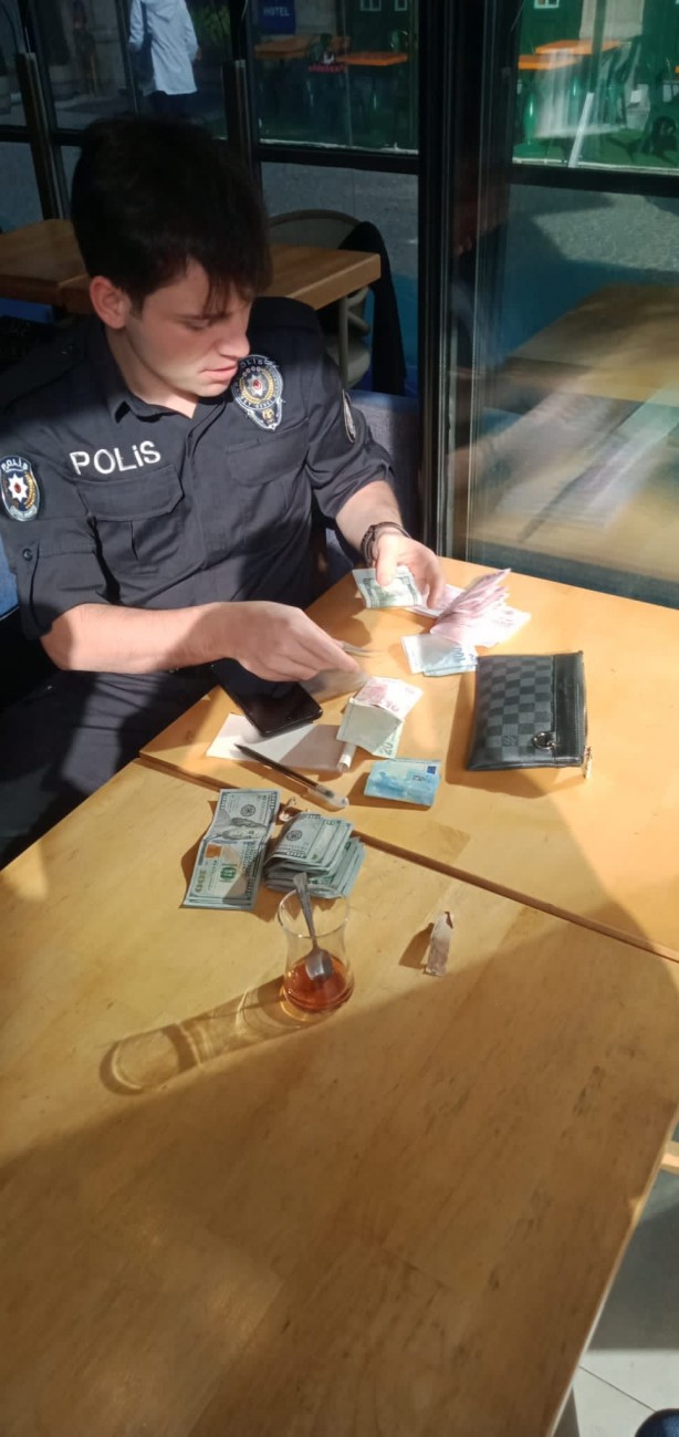 Foto - Kılına dokunmadan teslim etti! Temizlik personelinden adamlık dersi