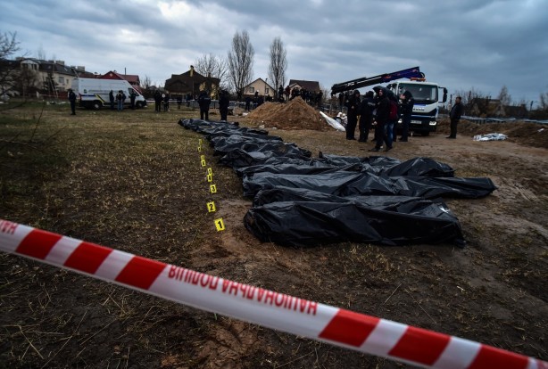 Kilisenin bahçesinden çıkartıldı! Dehşete düşüren görüntü