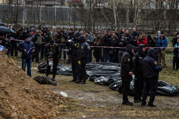 Foto - Kilisenin bahçesinden çıkartıldı! Dehşete düşüren görüntü