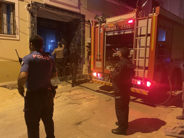 Foto - Kilis'te bina girişinde çıkan yangın söndürüldü