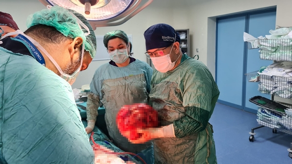 Foto - Kilo aldığını sanıyordu... Karnından çıkanlar şoke etti