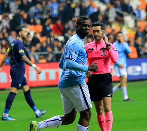 Foto - Kiloları açığa çıktı! İşte huzurlarınızda Tombik Balotelli! Yok artık bu da neyin nesi...