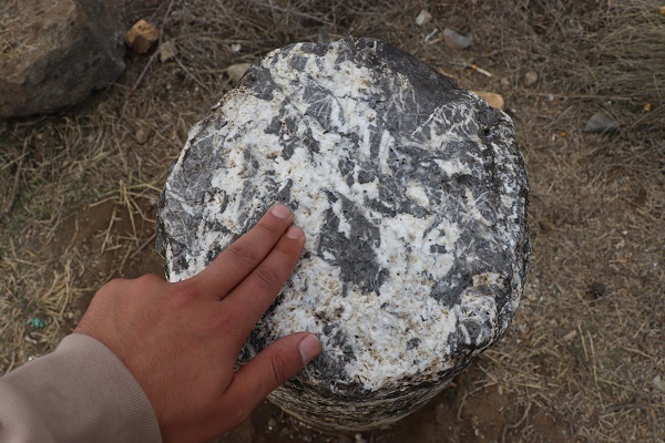 Foto - Kilometrelerce uzaklıktan geliyorlar... Bu taş ve suyun sırrı ne?