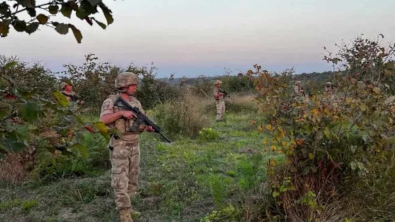 Foto - Kilosu 900 bin liraya fırladı: Tarlalara hırsızlar dadanınca jandarma nöbete başladı