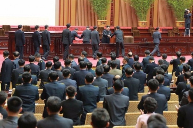 Foto - Kim, askeri tatbikatı yönetti