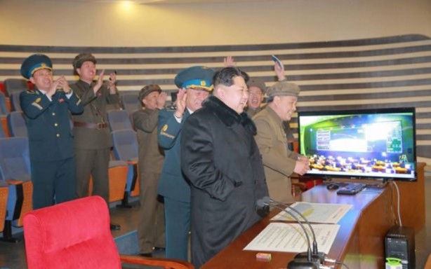 Foto - Kim, askeri tatbikatı yönetti