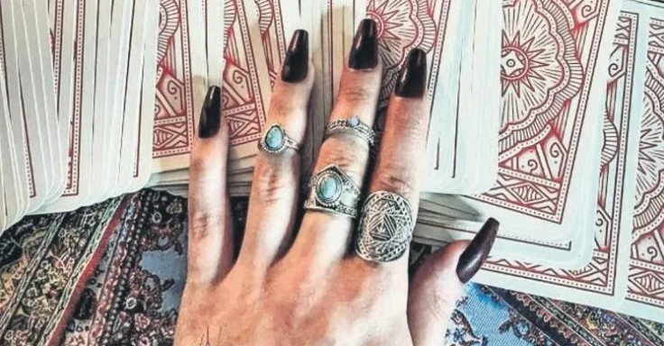 Kim bu Modern Büyücüler? Ne olacak bu sosyal medya şarlatanları