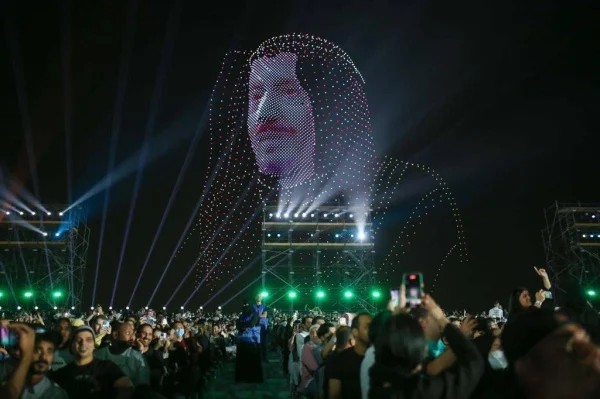 Foto - Kim demiş Kemalizm "kültür ihracı" yapmıyor diye: Suudilerden hologram putçuluğu!