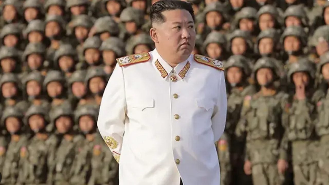 Foto - Kim Jong Un’dan orduya askeri devrim çağrısı: Dünyanın en güçlü ordusunu kuracağız