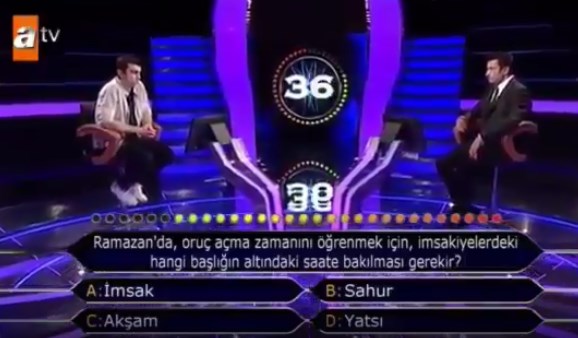 Foto - Kim Milyoner Olmak İster yarışmasında tepki çeken anlar! Yarışmacı iftar sorusunu bilemedi