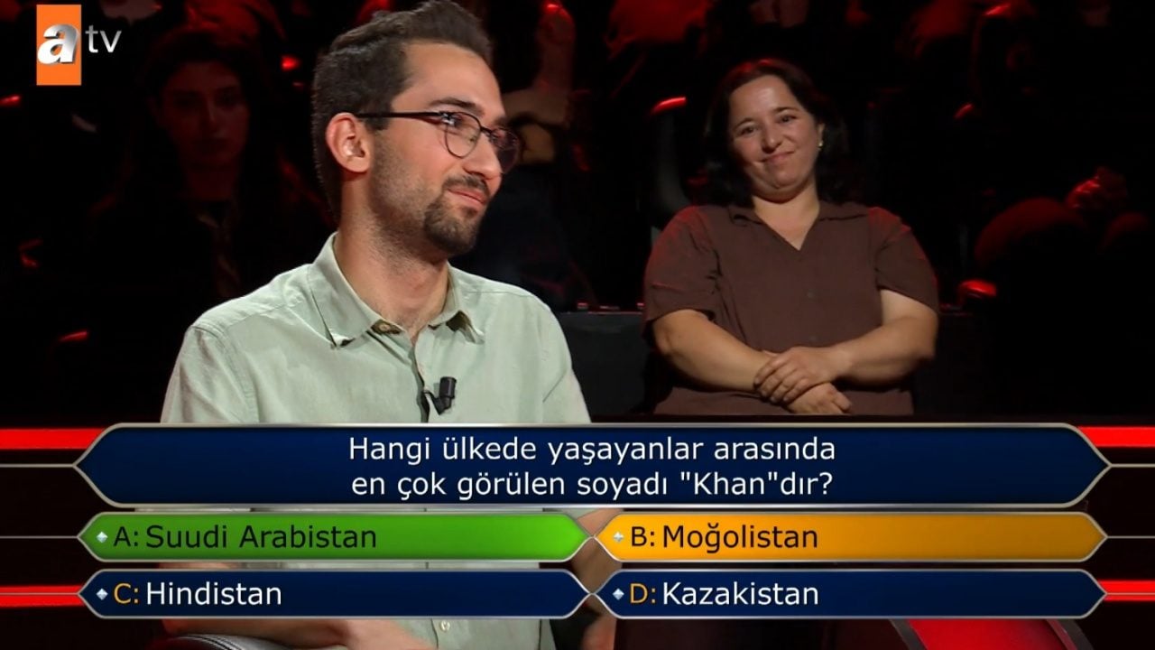 Foto - Kim Milyoner Olmak İster’de 1 Milyon TL'lik soru açıldı: ‘Khan’ soyadı yarışmacıyı yanılttı! 