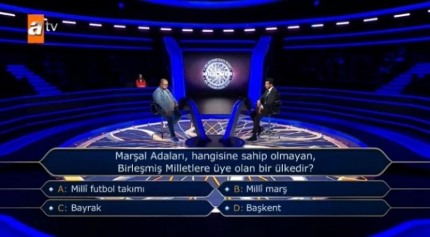 Foto - Kim Milyoner Olmak İster'de izleyiciler nefesini tuttu! 200 bin TL'lik soruda yaptığı hamleyle büyük alkış aldı
