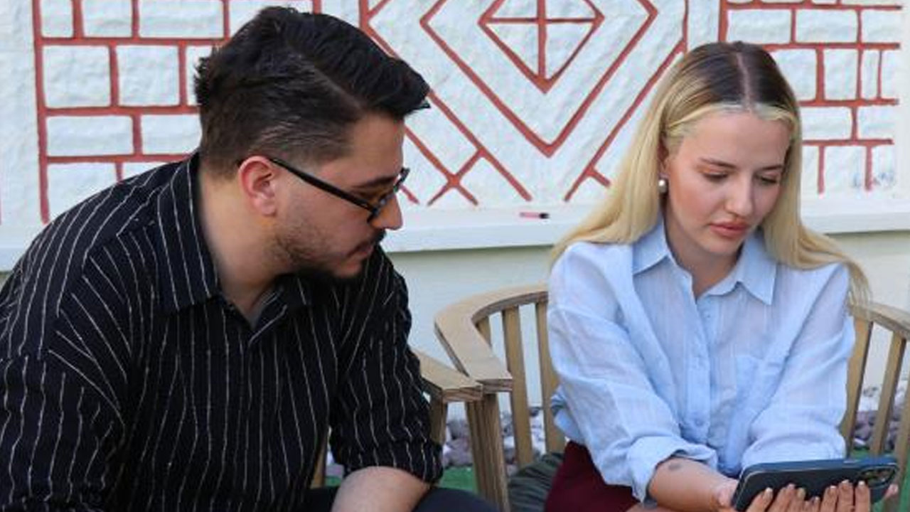 Foto - Kim Milyoner Olmak İster’de Mustafa Kemal sorusuna verdiği cevapla hayatının linçini yedi! Kemalistler iş yerini bile taciz etti