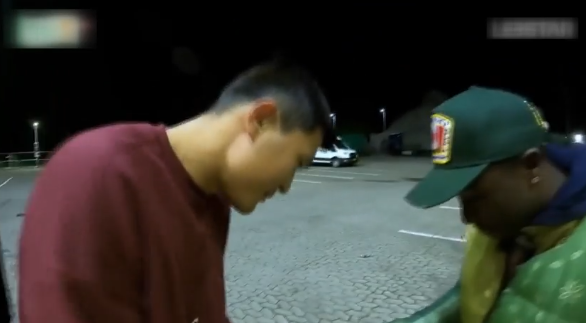 Foto - Kim Min-Jae ile bir taraftar arasında! Güldüren soru F.Bahçe formasını görünce...Taraftara: Türk müsün?